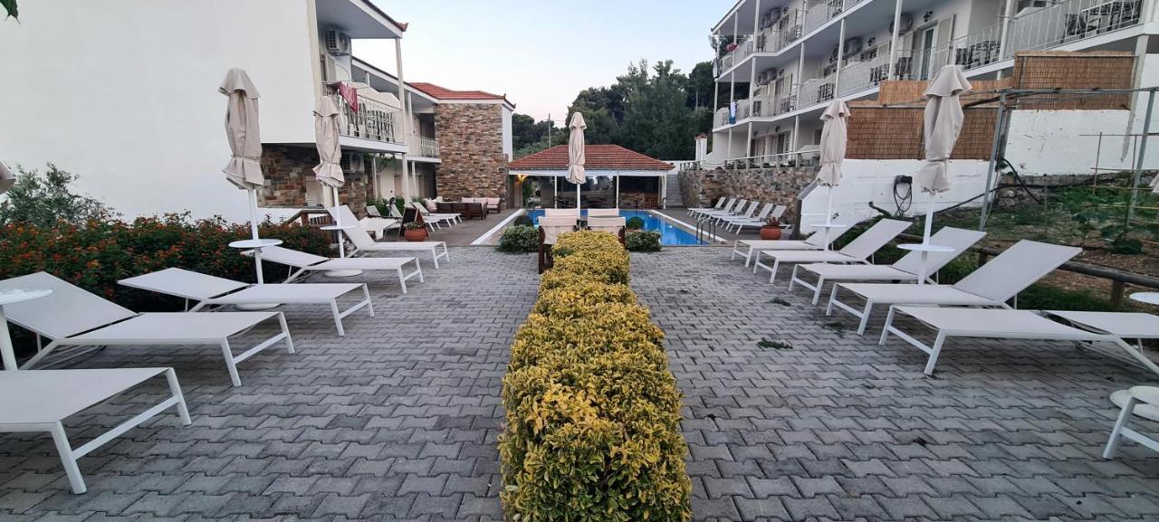 Hotel Nereides Patitiri  Exterior photo